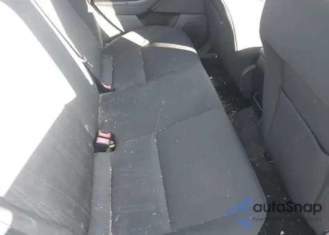 2016 Ford Focus Se z USA, uszkodzony, nr VIN 1FADP3F20GL220535